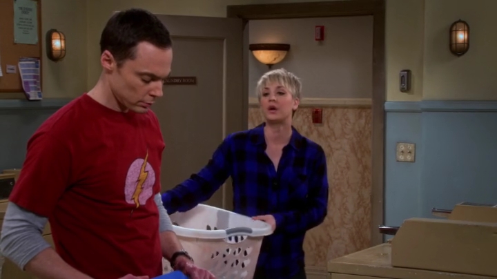 charmed-online-dot-net_TBBT-S08E15-0284.jpg