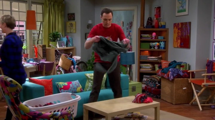 charmed-online-dot-net_TBBT-S08E15-0405.jpg