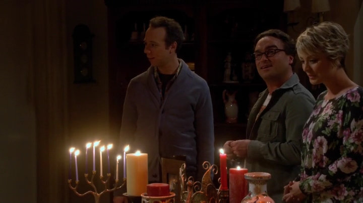 charmed-online-dot-net_TBBT-S08E18-0267.jpg
