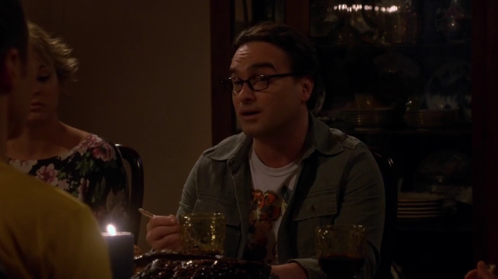 charmed-online-dot-net_TBBT-S08E18-0440.jpg