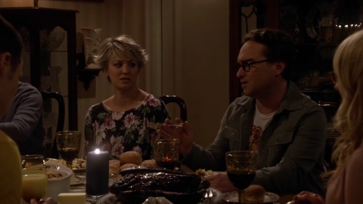 charmed-online-dot-net_TBBT-S08E18-0464.jpg