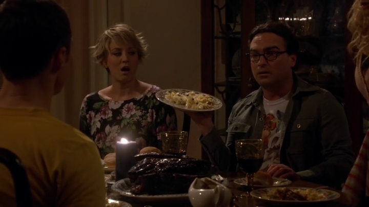 charmed-online-dot-net_TBBT-S08E18-0535.jpg