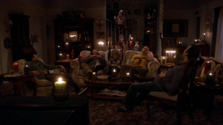 charmed-online-dot-net_TBBT-S08E18-0627.jpg