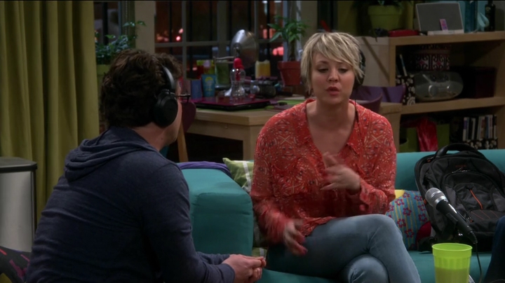 charmed-online-dot-net_TBBT-S08E20-0721.jpg