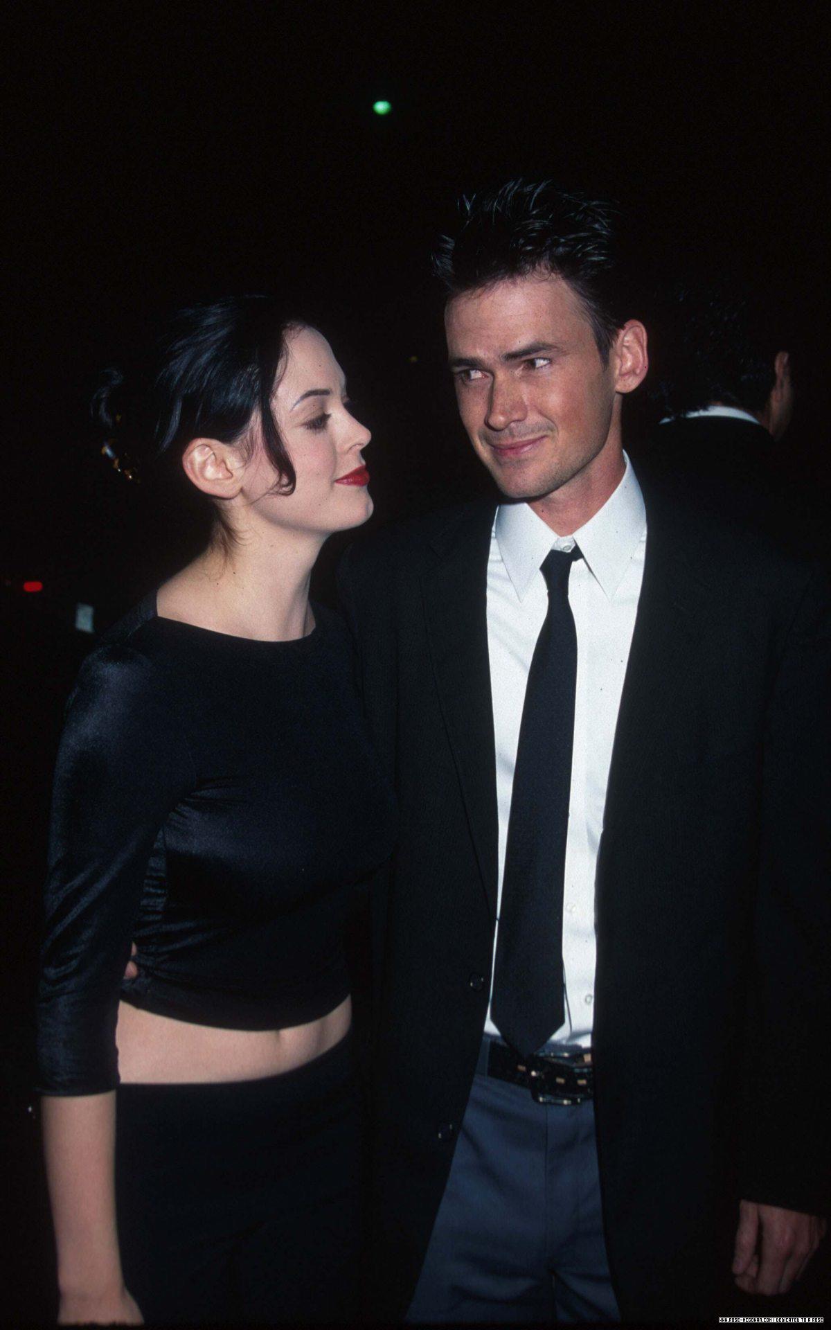 TheLocustsPrem_005.jpg TheLocustsPrem_005.jpg