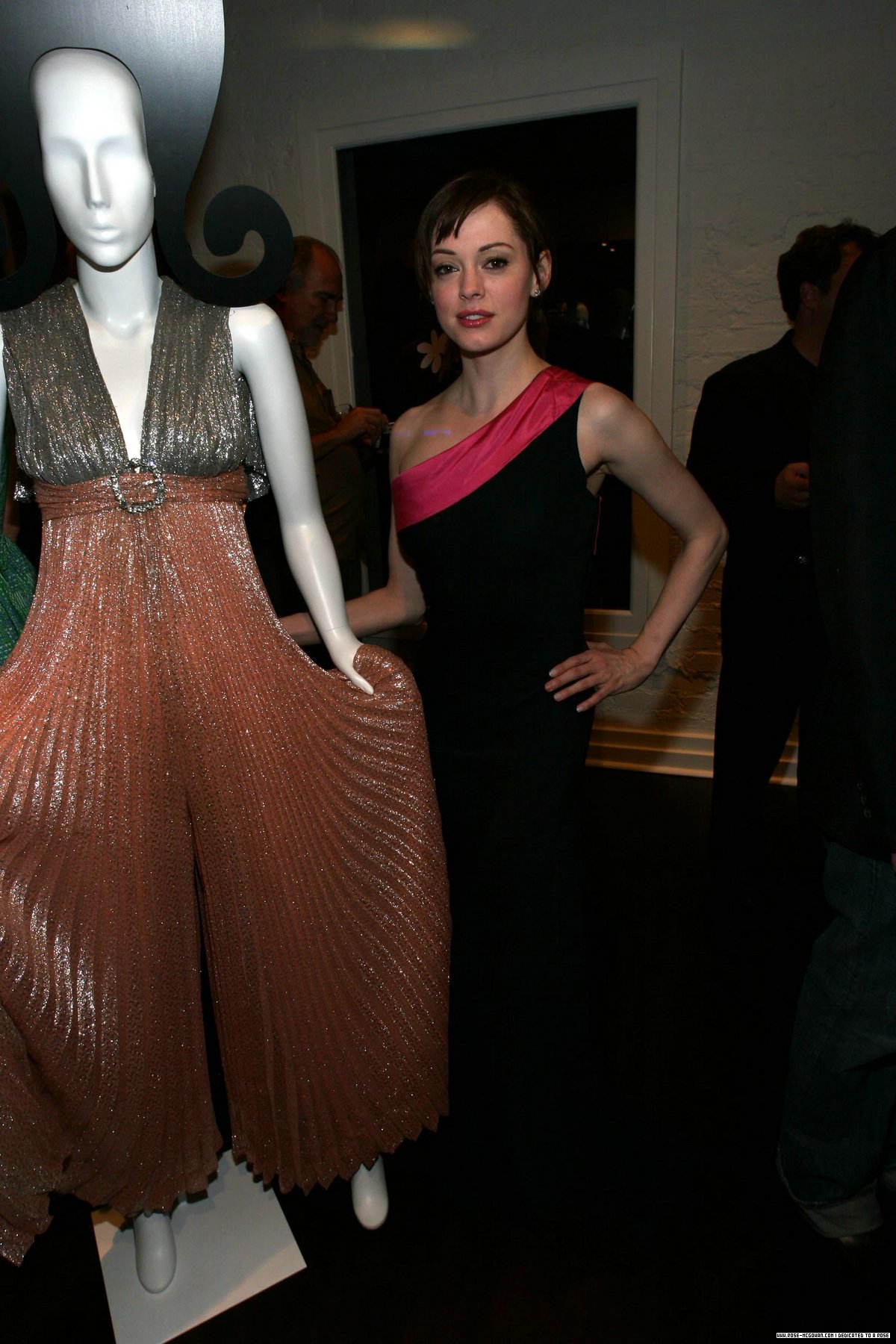 DecadesPresentsCardinali_006.jpg DecadesPresentsCardinali_006.jpg