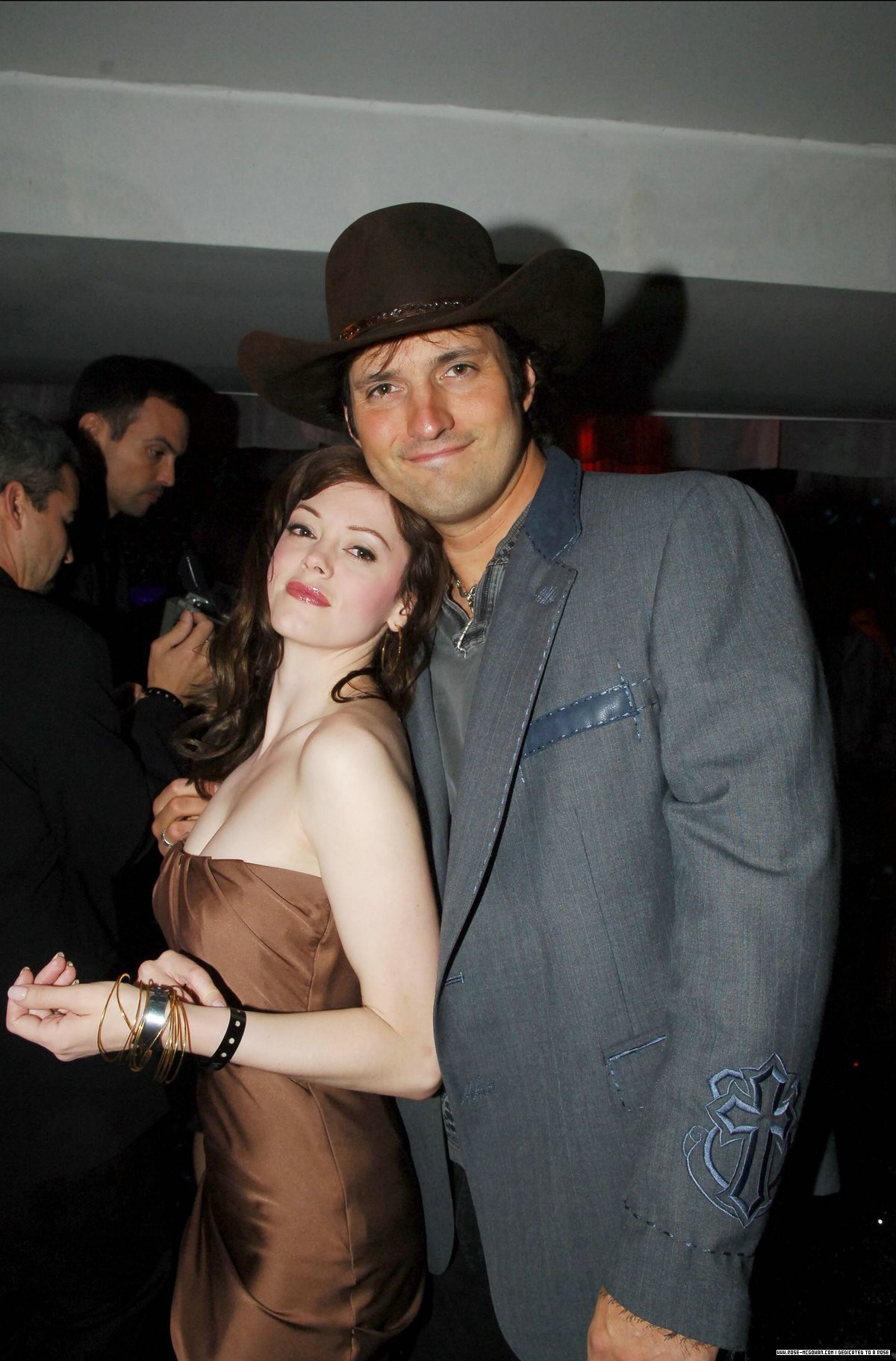 DGParty_001.jpg DGParty_001.jpg