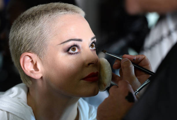 makeup018.jpg makeup018.jpg