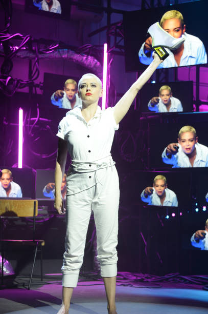 show017.jpg show017.jpg