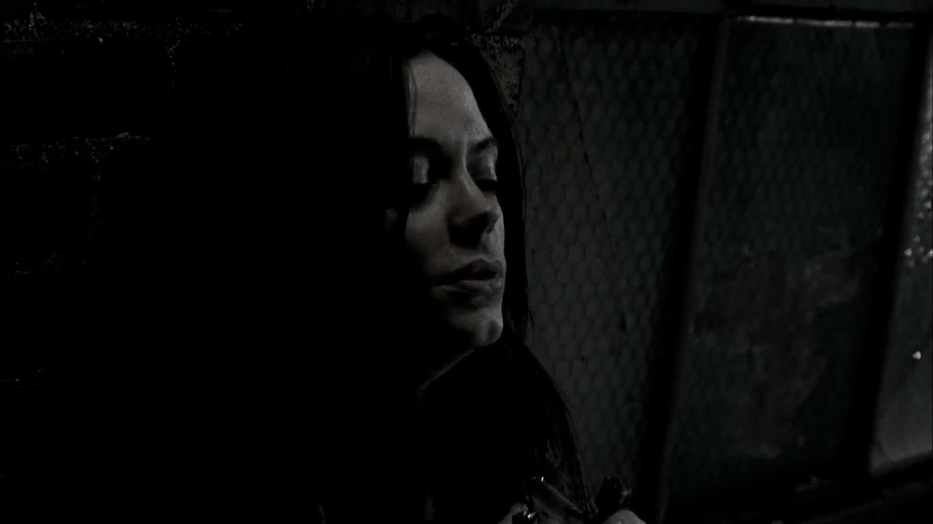 Charmed-Online-dot-NL-DeadAwake1699.jpg