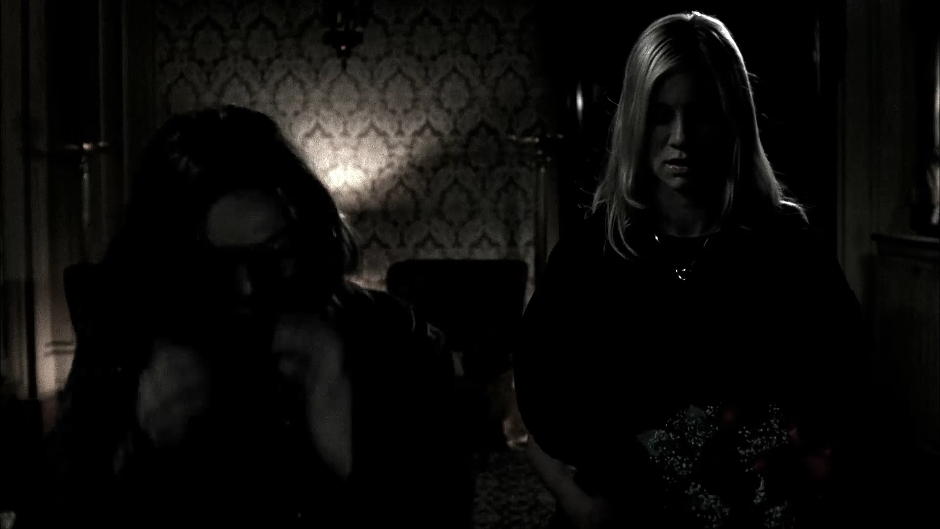 Charmed-Online-dot-NL-DeadAwake1799.jpg