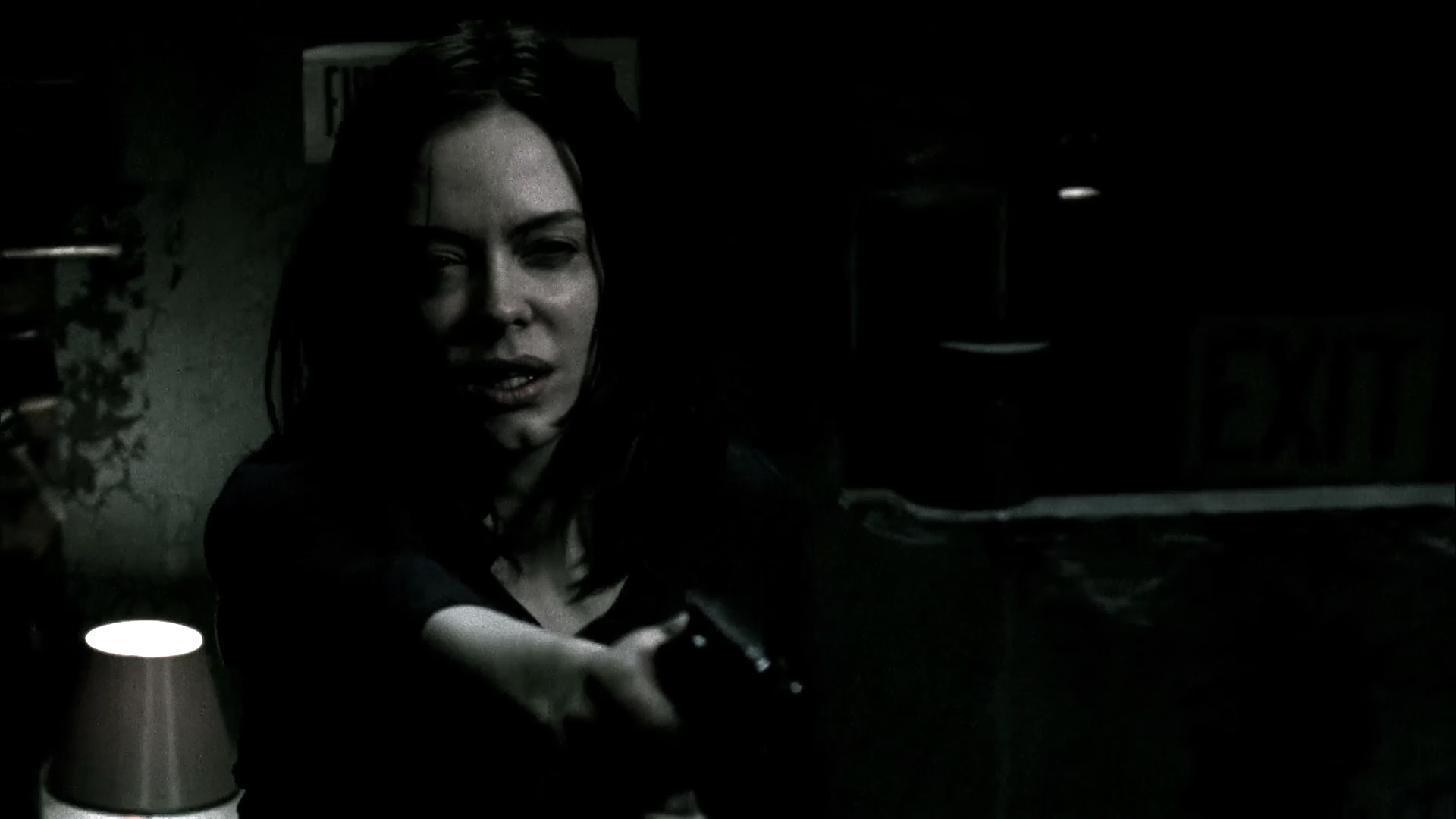 Charmed-Online-dot-NL-DeadAwake2303.jpg