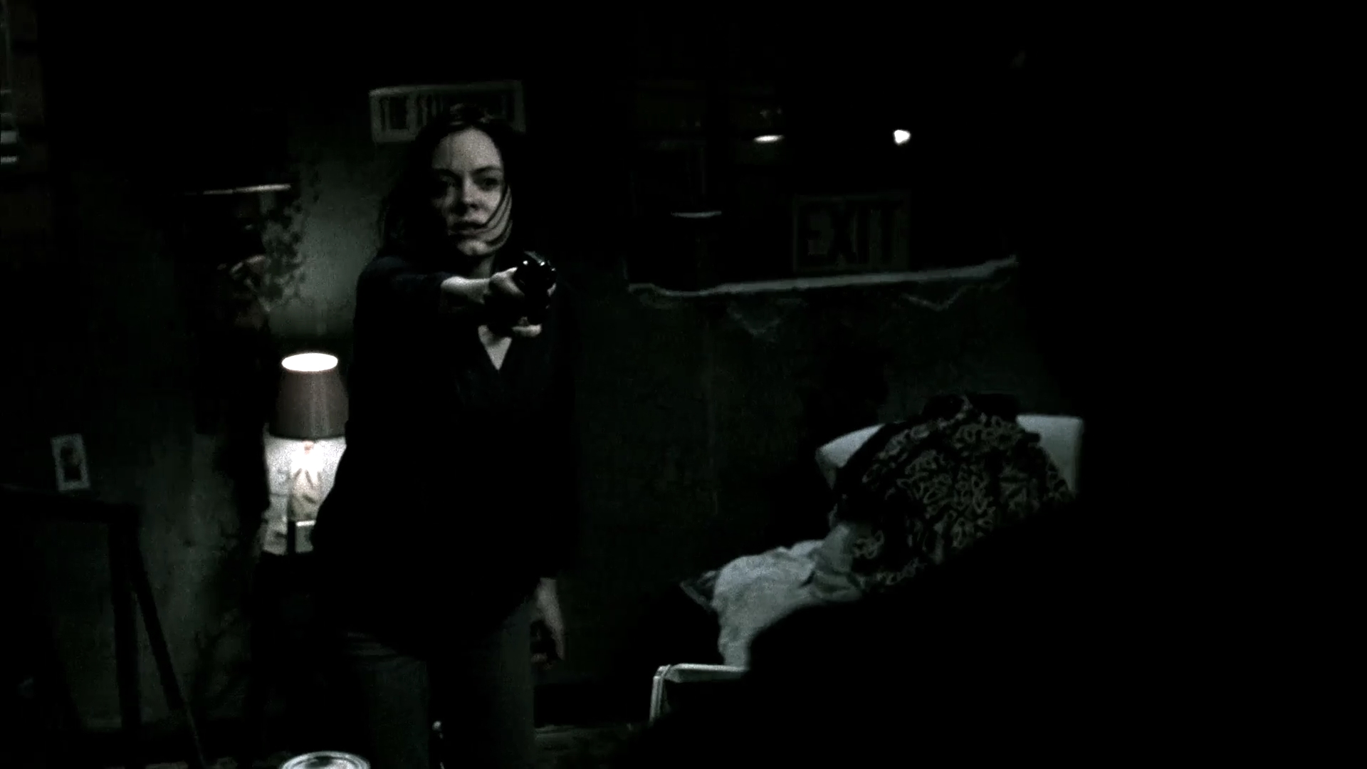 Charmed-Online-dot-NL-DeadAwake2315.jpg