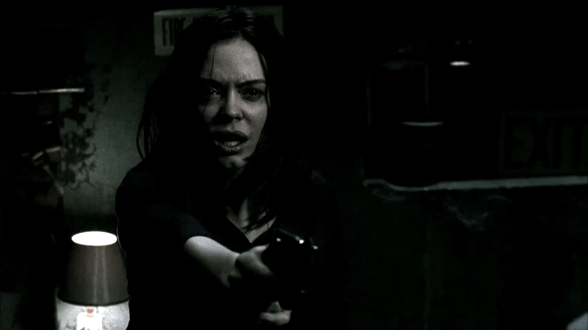 Charmed-Online-dot-NL-DeadAwake2321.jpg
