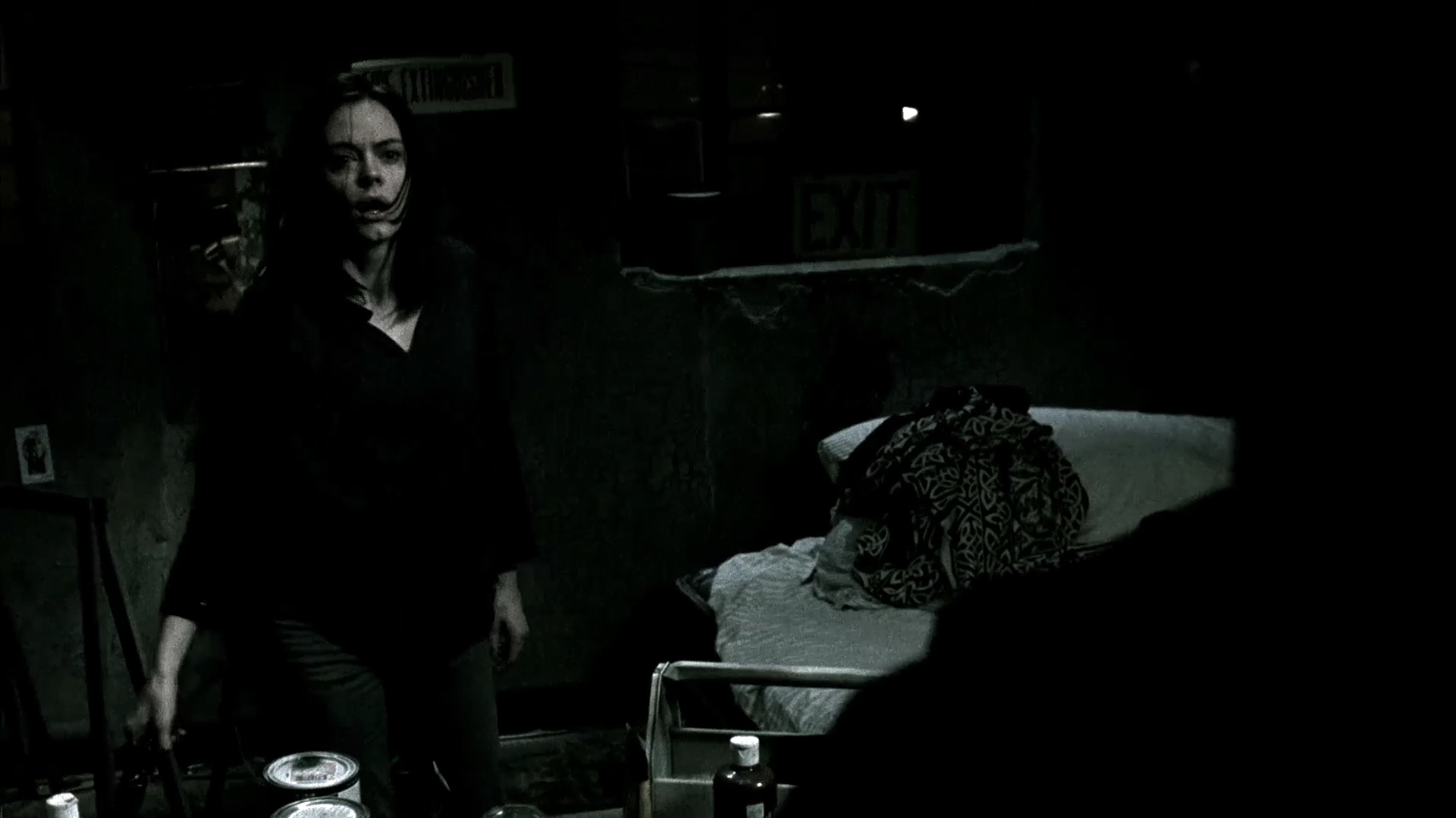 Charmed-Online-dot-NL-DeadAwake2326.jpg