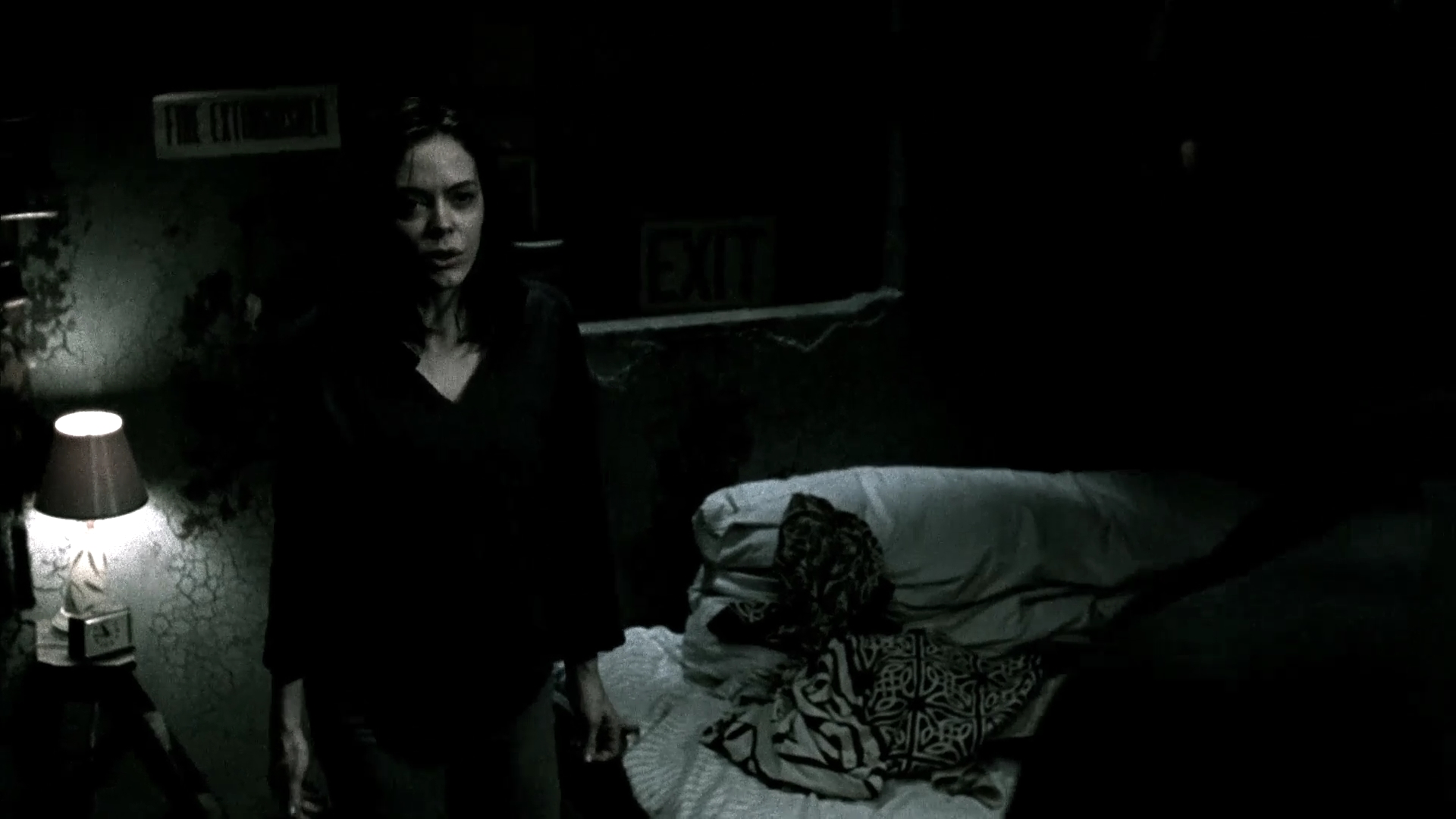 Charmed-Online-dot-NL-DeadAwake2358.jpg