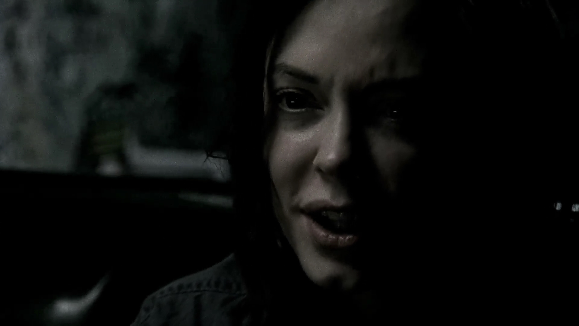 Charmed-Online-dot-NL-DeadAwake2481.jpg
