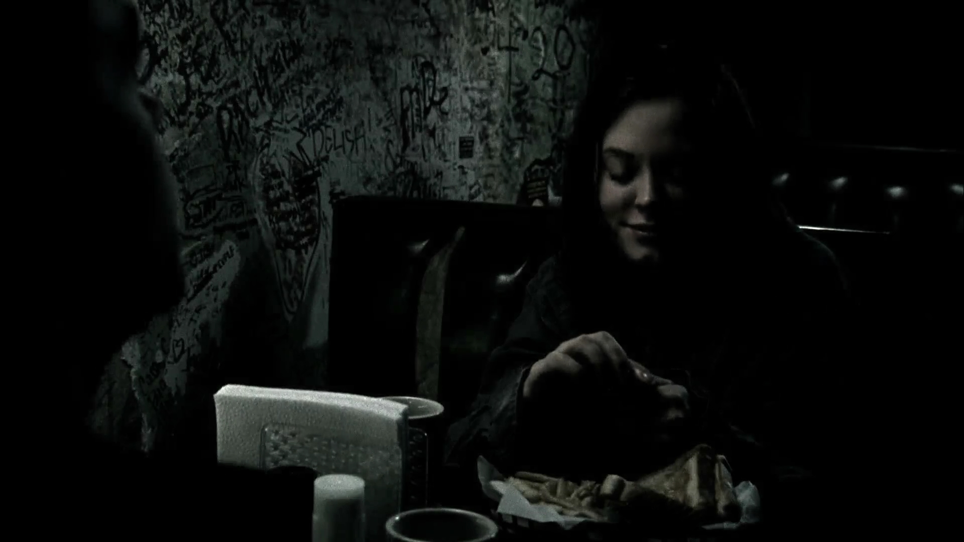 Charmed-Online-dot-NL-DeadAwake2487.jpg