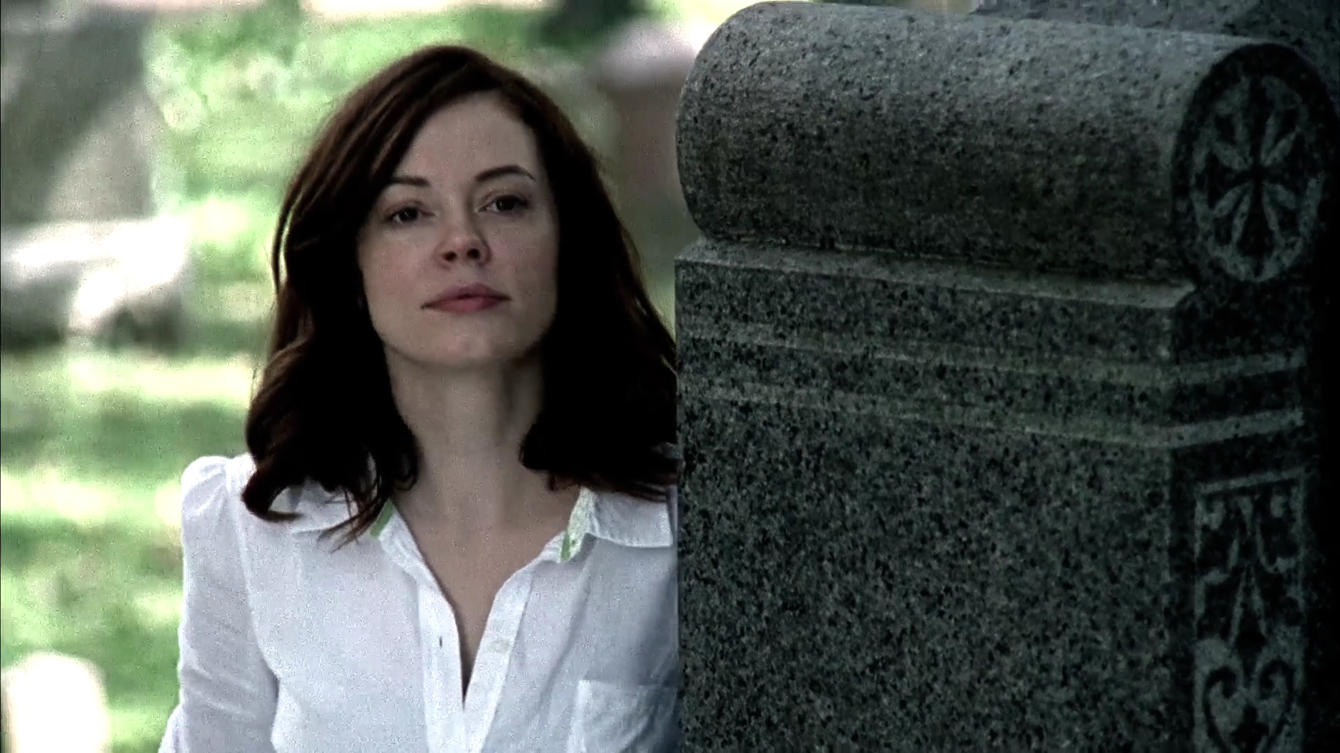 Charmed-Online-dot-NL-DeadAwake4942.jpg Charmed-Online-dot-NL-DeadAwake4942.jpg