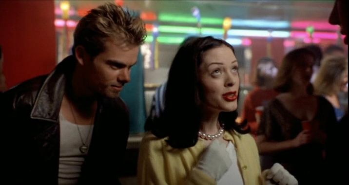 Charmed-Online-dot-net_Bio-Dome2374.jpg