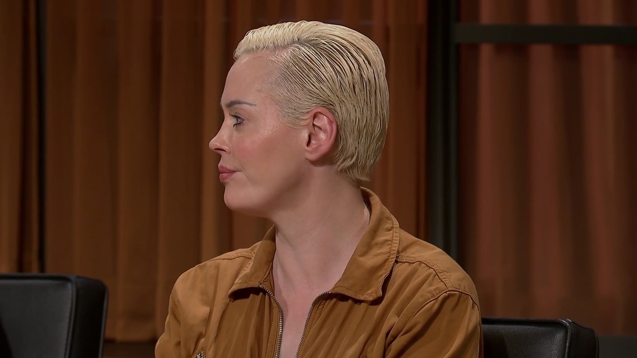 Charmed-Online-dot-nl_Chopped02019.jpg