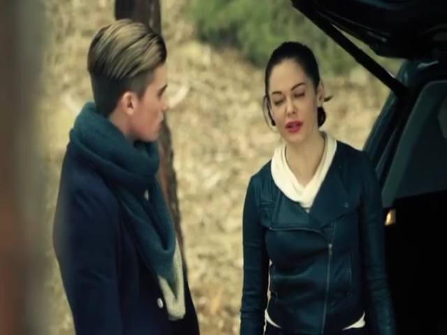 Charmed-Online-dot-net_Chosen3x02-0151.jpg