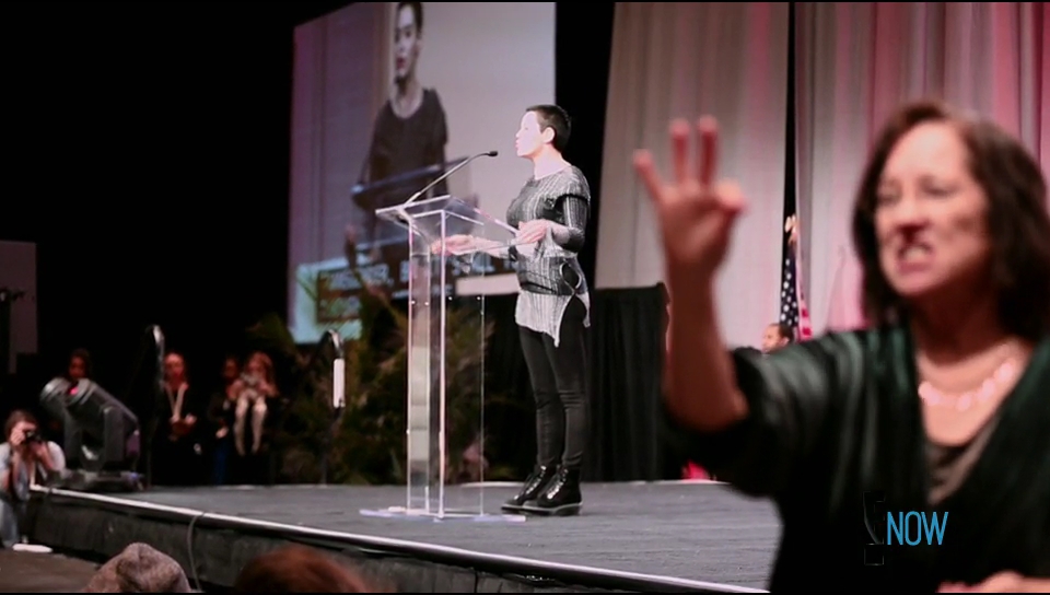 Charmed-Online-dot-nl_CitizienRose1x01-1324.jpg Charmed-Online-dot-nl_CitizienRose1x01-1324.jpg