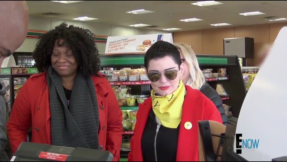 Charmed-Online-dot-nl_CitizienRose1x01-1527.jpg Charmed-Online-dot-nl_CitizienRose1x01-1527.jpg