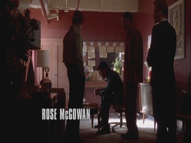 Charmed-Online-dot-net_Elvis0036.jpg Charmed-Online-dot-net_Elvis0036.jpg