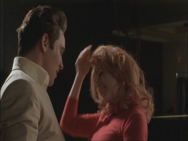 Charmed-Online-dot-net_Elvis6729.jpg