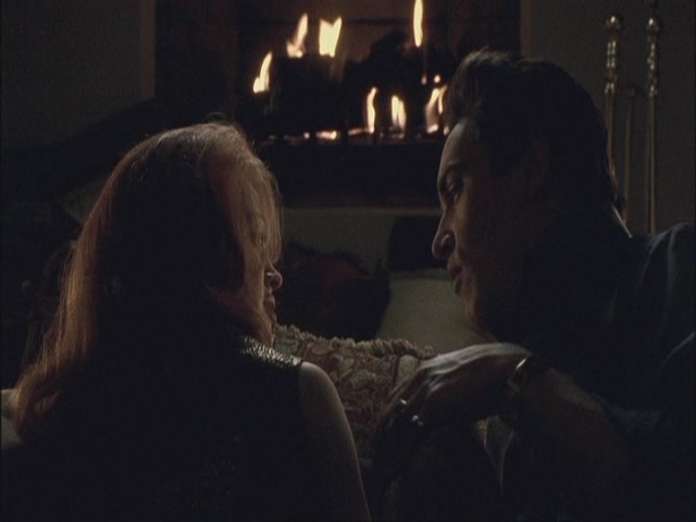 Charmed-Online-dot-net_Elvis6764.jpg