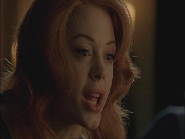 Charmed-Online-dot-net_Elvis6779.jpg