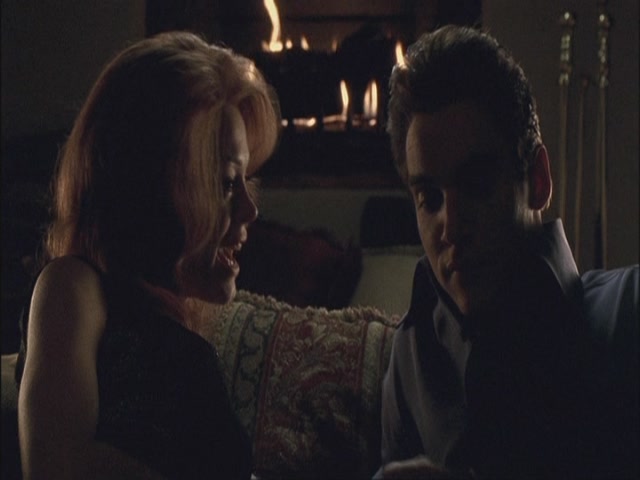 Charmed-Online-dot-net_Elvis6823.jpg