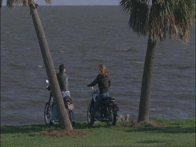 Charmed-Online-dot-net_Elvis7006.jpg
