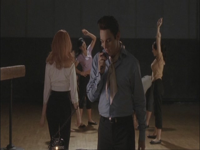 Charmed-Online-dot-net_Elvis7072.jpg