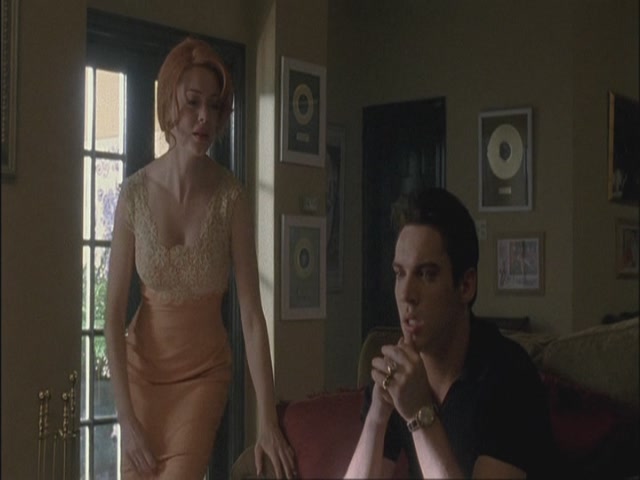 Charmed-Online-dot-net_Elvis7222.jpg