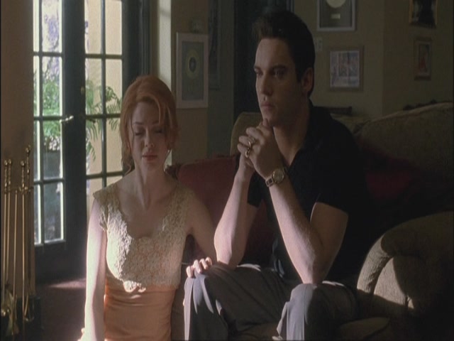 Charmed-Online-dot-net_Elvis7234.jpg
