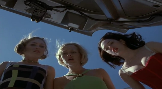 Charmed-Online-dot-net_Jawbreaker0194.jpg