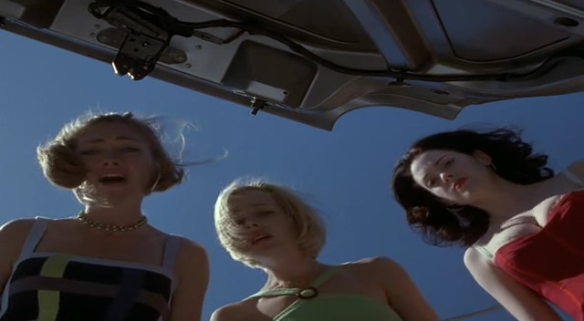 Charmed-Online-dot-net_Jawbreaker0214.jpg