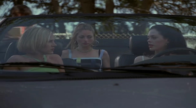 Charmed-Online-dot-net_Jawbreaker0476.jpg