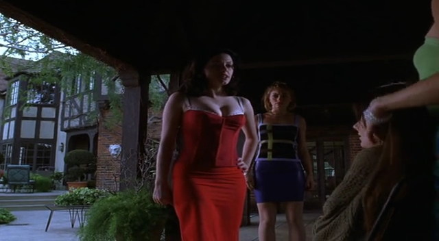 Charmed-Online-dot-net_Jawbreaker1279.jpg Charmed-Online-dot-net_Jawbreaker1279.jpg