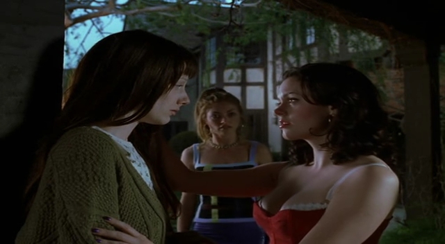 Charmed-Online-dot-net_Jawbreaker1365.jpg Charmed-Online-dot-net_Jawbreaker1365.jpg