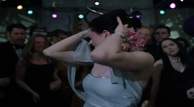 Charmed-Online-dot-net_Jawbreaker4683.jpg
