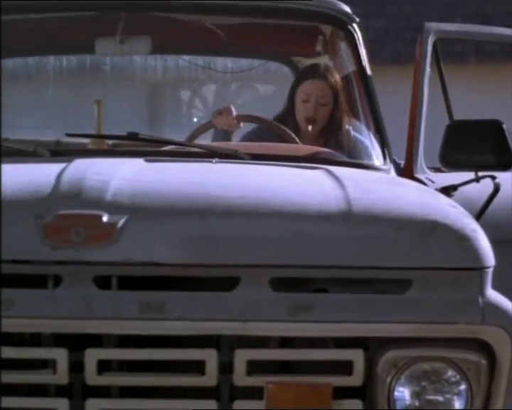 Charmed-Online-dot-net_LewisandClarkandGeorge_0546.jpg