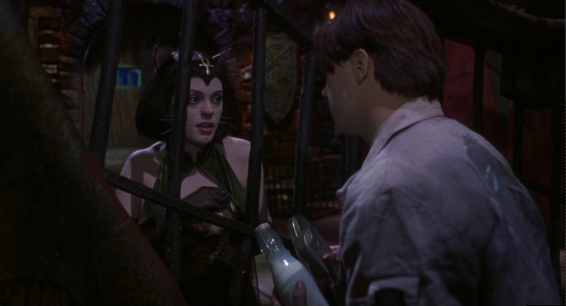 Charmed-Online-dot-net_Monkeybone3717.jpg