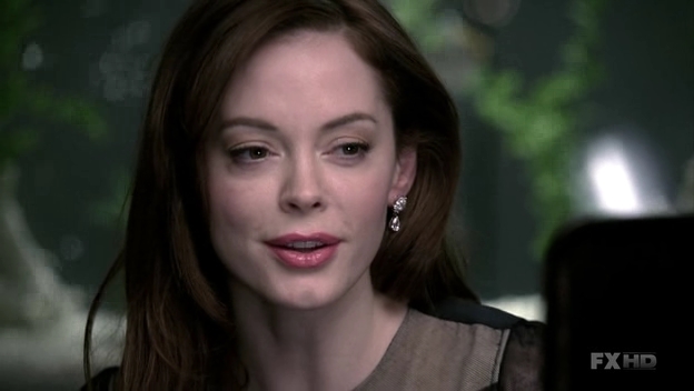 Charmed-Online-dot-NL-NipTuck6x01-0302.jpg
