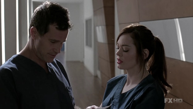 Charmed-Online-dot-NL-NipTuck6x01-1194.jpg