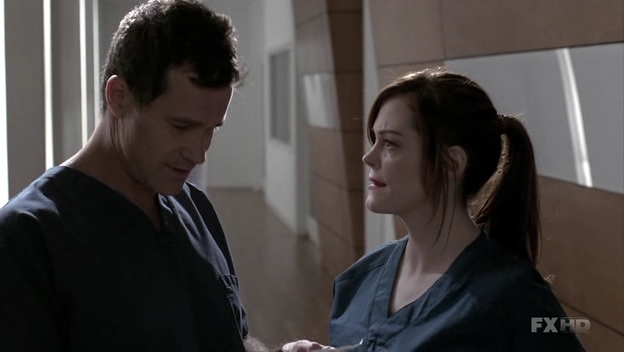 Charmed-Online-dot-NL-NipTuck6x01-1196.jpg