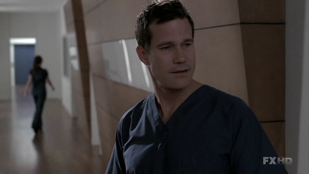 Charmed-Online-dot-NL-NipTuck6x01-1229.jpg