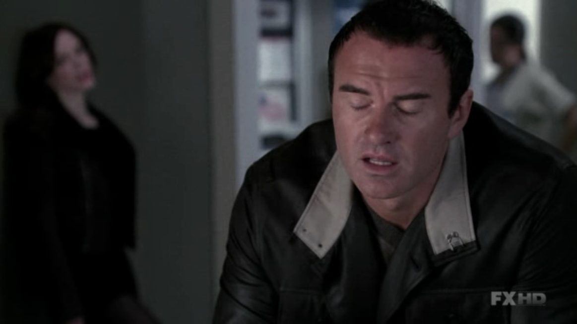 Charmed-Online-dot-NL-NipTuck6x02-0112.jpg